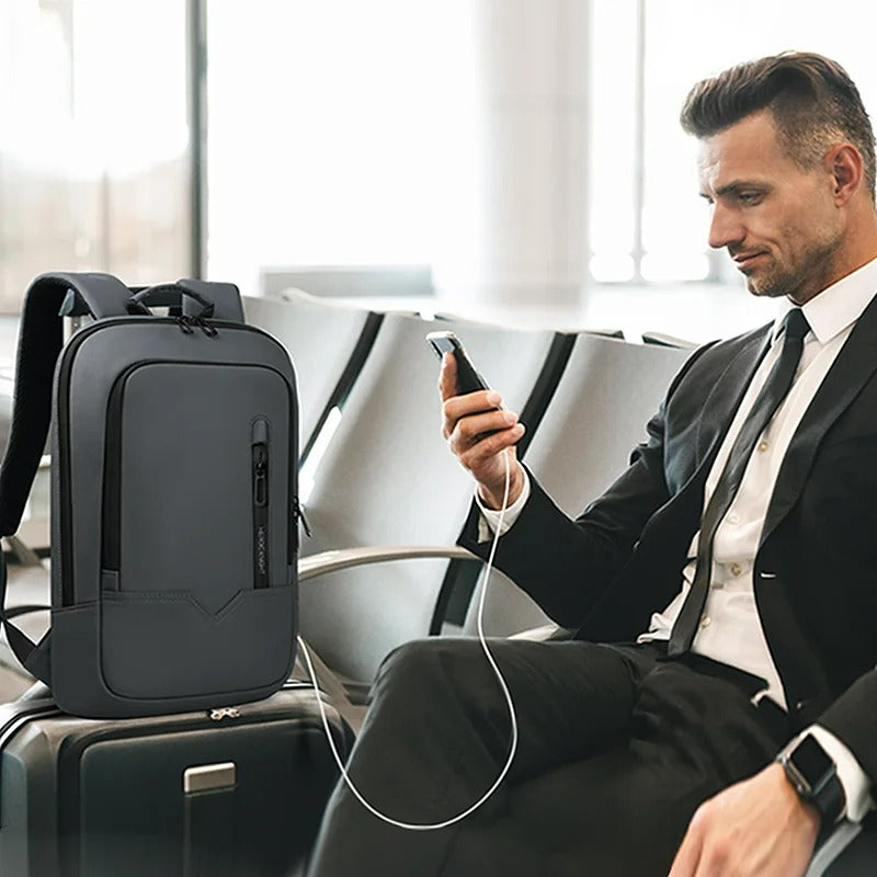 Slim Business Laptop Backpack | PORTLY